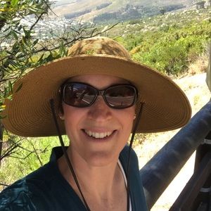 Meet your Posher, Catherine
